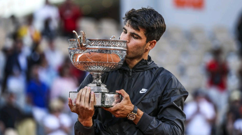 法国网球队血洗西班牙网球队，阿尔卡拉斯送出助攻的简单介绍