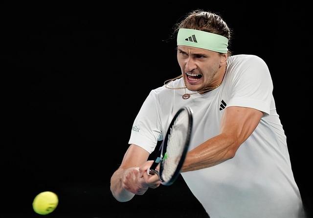 澳大利亚网球队完胜世界网球队,梅德韦杰夫爆发神勇 澳大利亚网球队完胜世界网球队,梅德韦杰夫爆发神勇