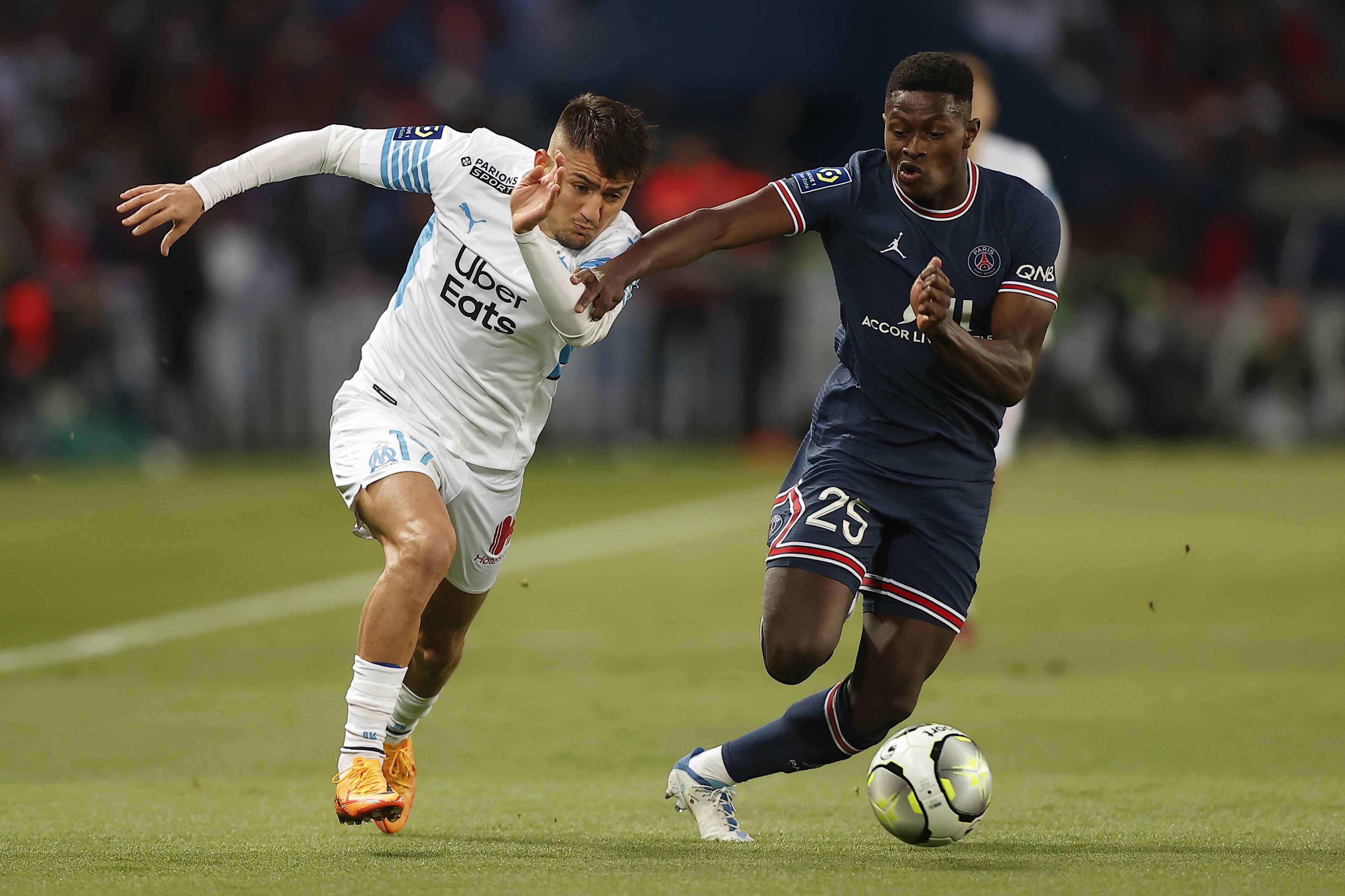 荷兰横扫马赛,莫德里奇一己之力扛起全队的简单介绍 荷兰横扫马赛,莫德里奇一己之力扛起全队的简单介绍