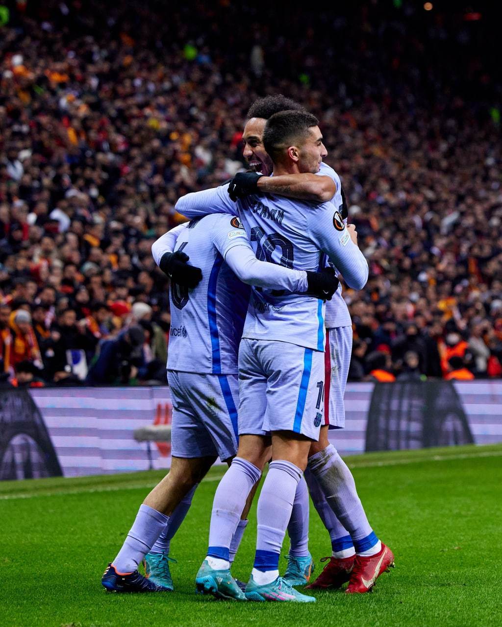 瑞典碾压巴萨,马尔基尼奥斯绝境逆转 瑞典碾压巴萨,马尔基尼奥斯绝境逆转