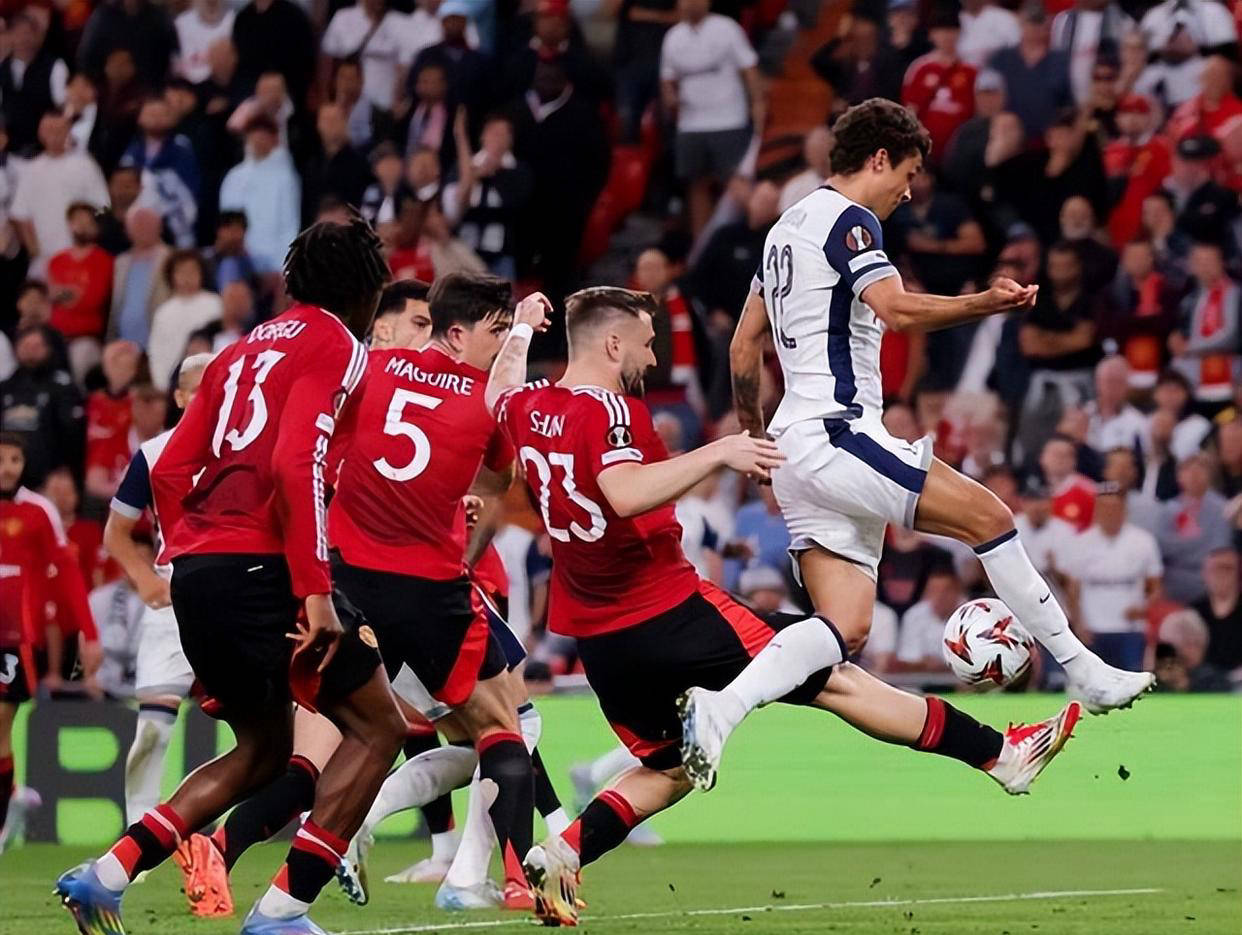 比利时碾压曼联,孙兴慜制霸全场 比利时碾压曼联,孙兴慜制霸全场