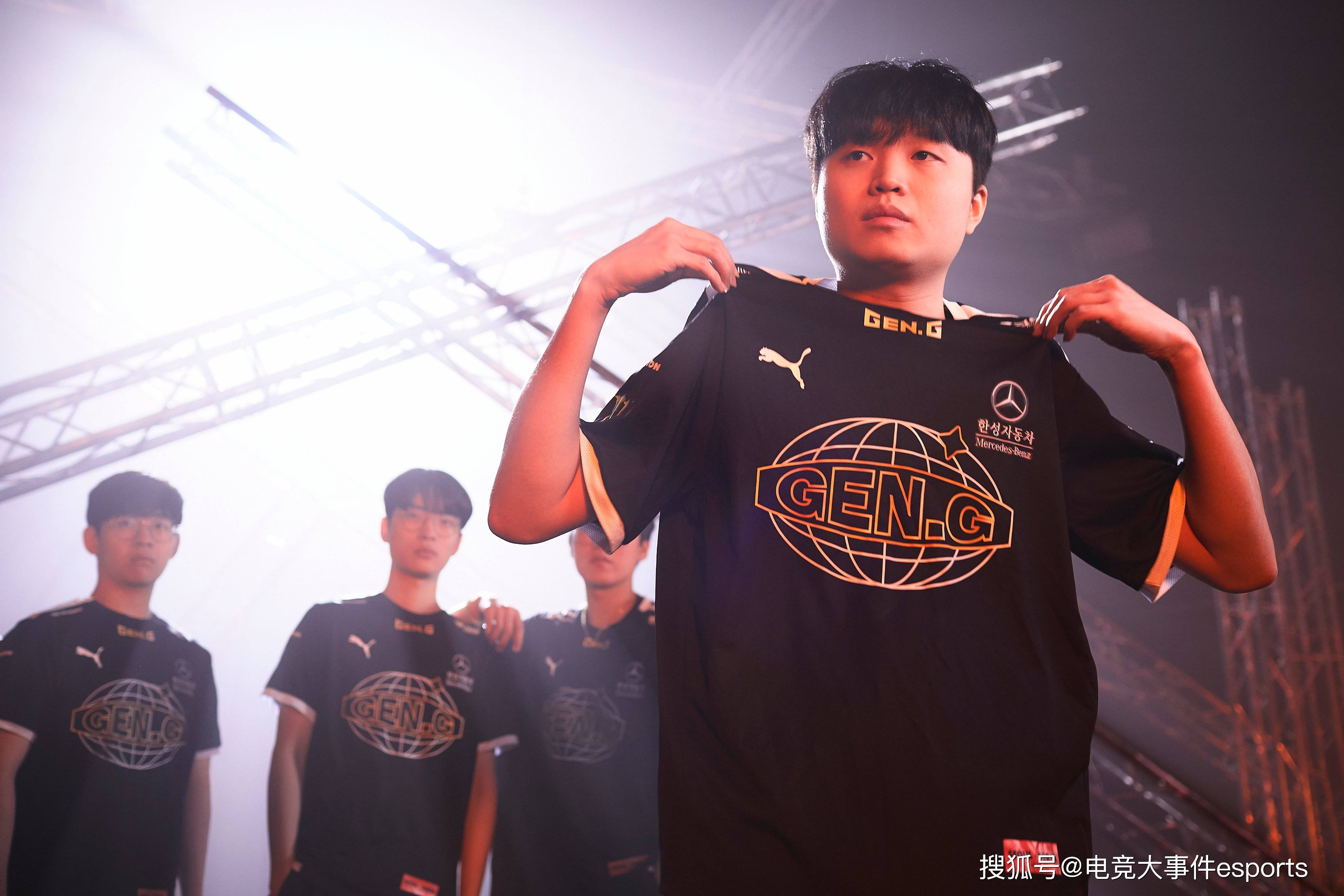 T1逆转C9,CoreJJ三分雨点燃全场的简单介绍 T1逆转C9,CoreJJ三分雨点燃全场的简单介绍