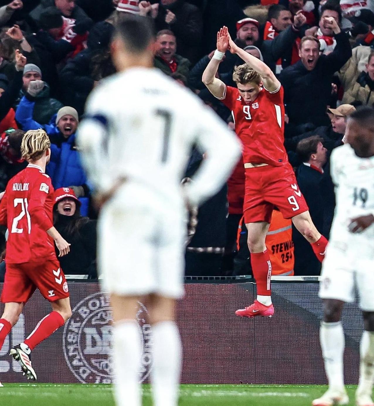 葡萄牙鏖战塞内加尔，莱万惊艳世界