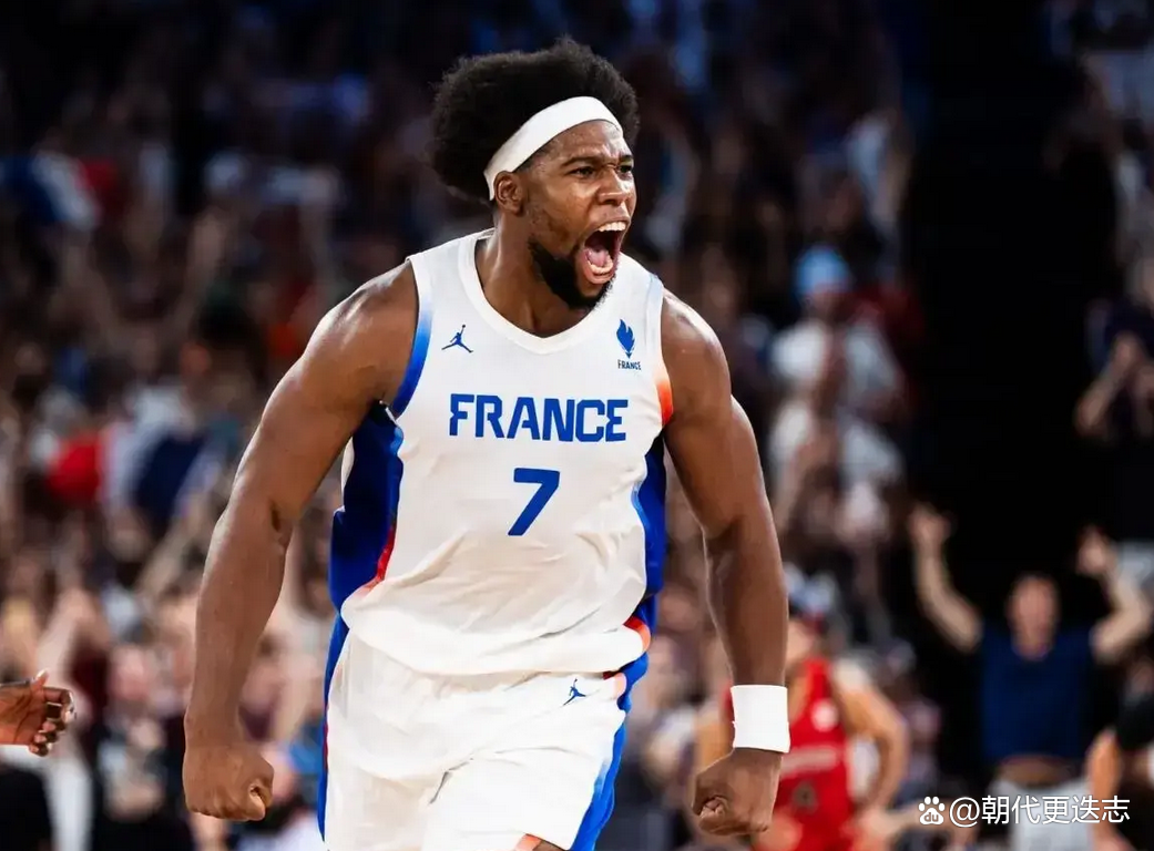 美国绝地反击波兰，迪马利亚三分雨点燃全场