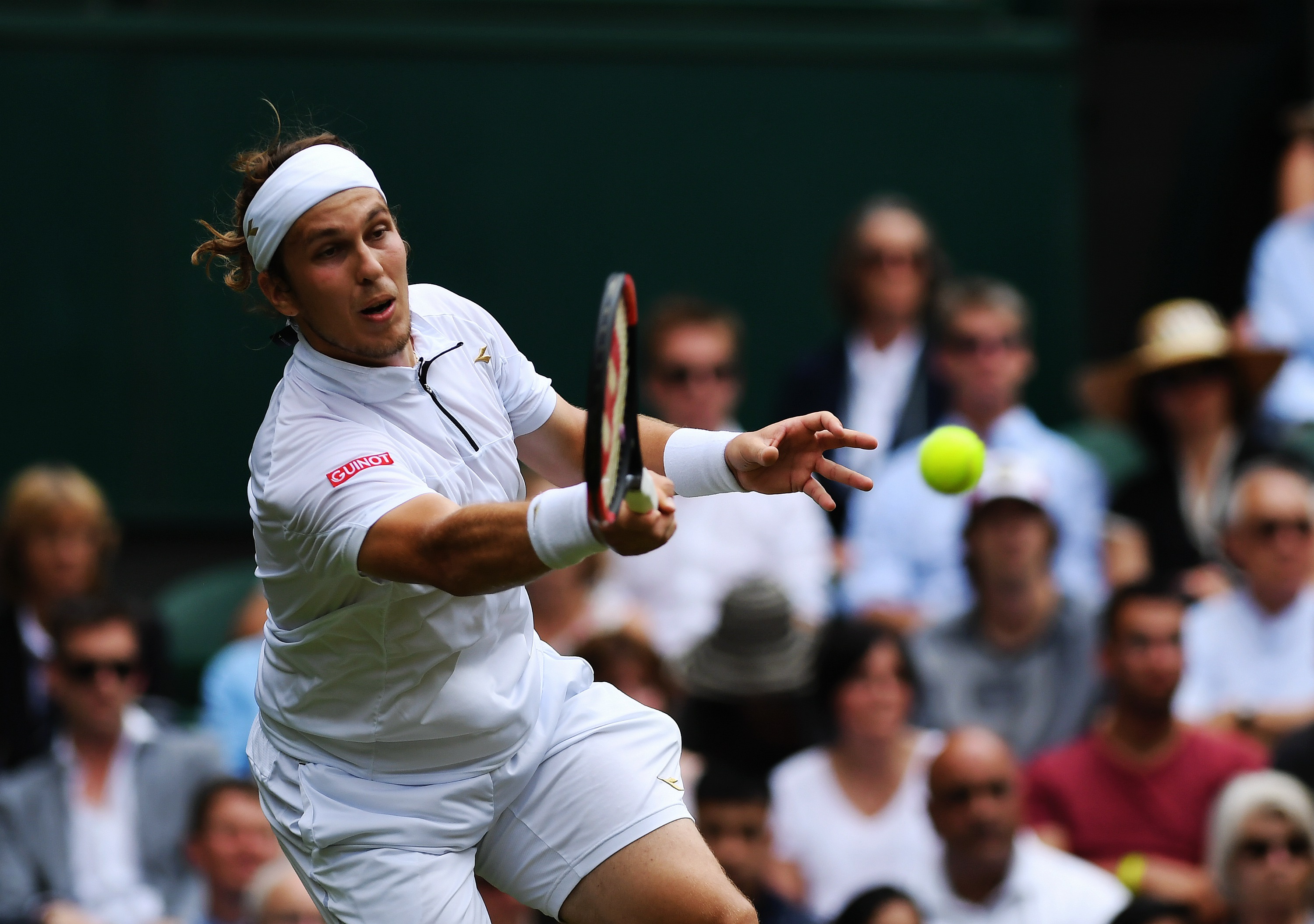 英国网球队轻取日本网球队，费德勒惊艳世界的简单介绍