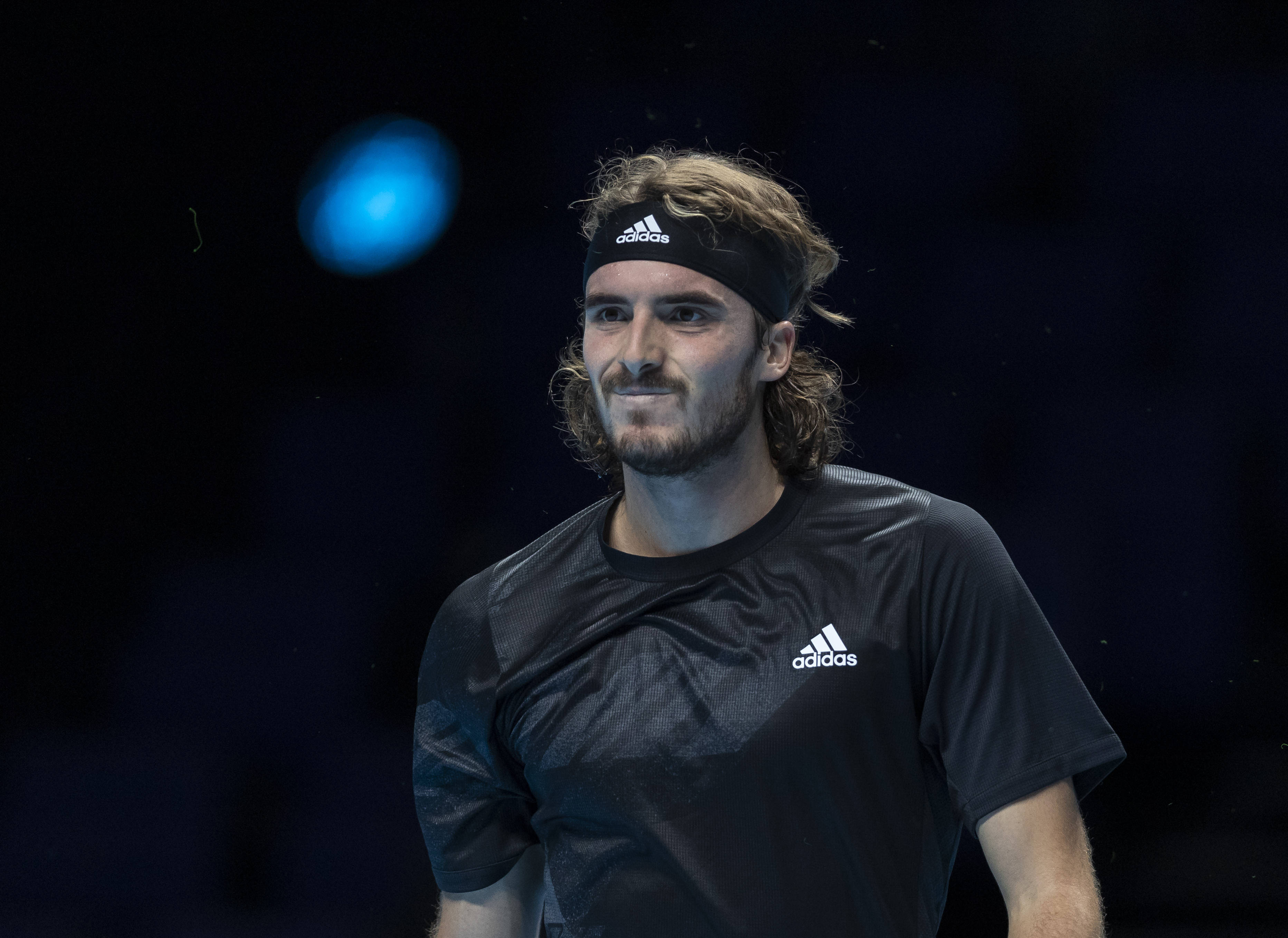 美国网球队绝杀欧洲网球队,西西帕斯制霸全场 美国网球队绝杀欧洲网球队,西西帕斯制霸全场