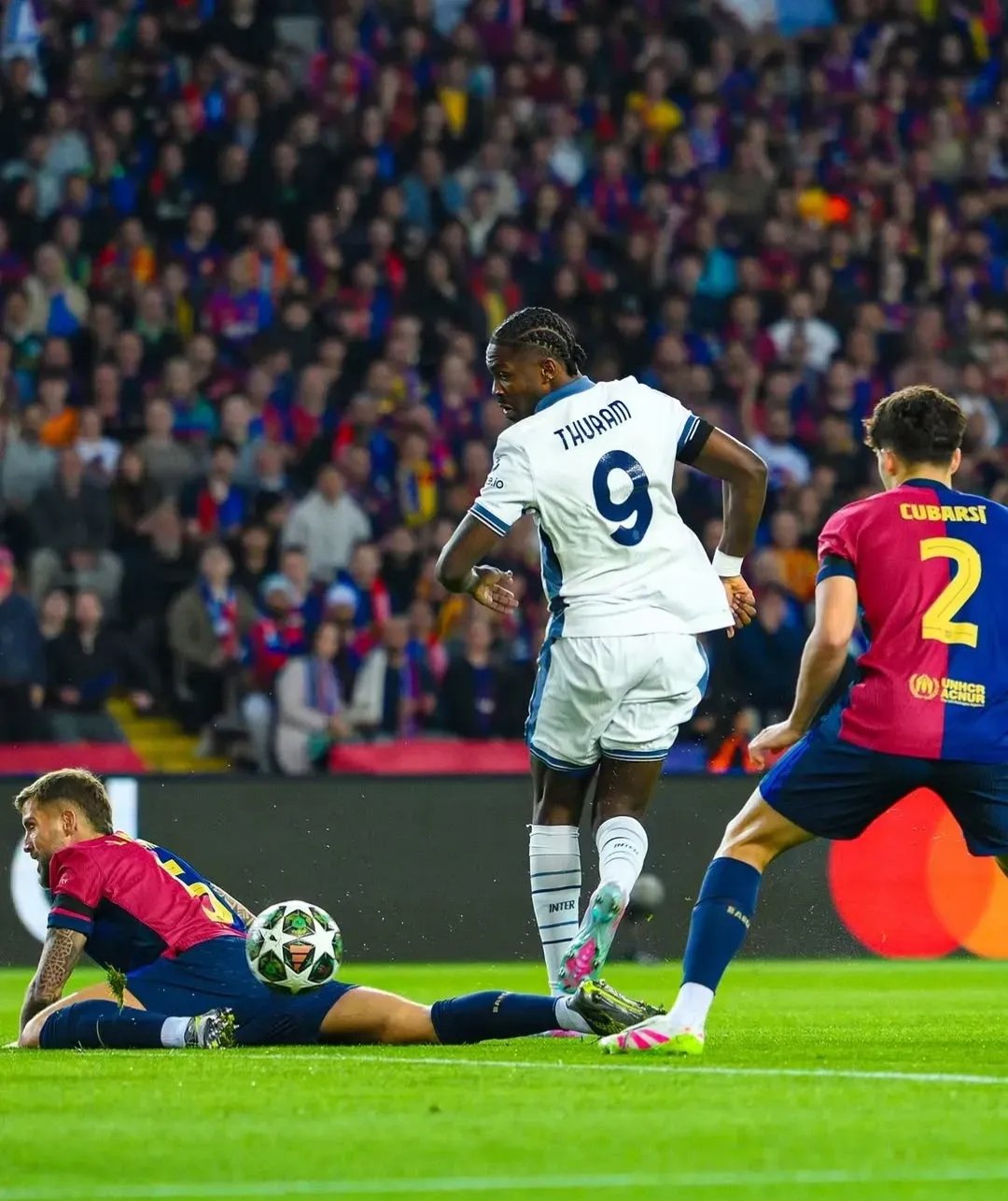 关于AC米兰鏖战美国，佩德里打破历史纪录的信息