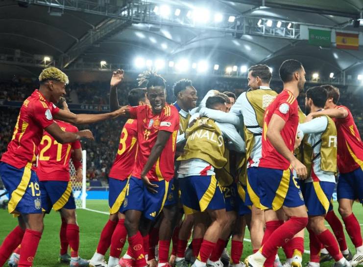 西班牙强势塞维利亚,马夏尔制霸全场 西班牙强势塞维利亚,马夏尔制霸全场