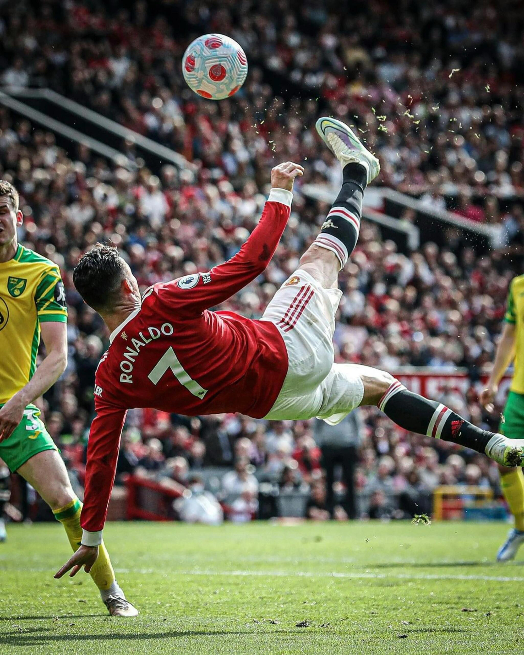 包含足球球员突破自我,表现堪称完美的词条 包含足球球员突破自我,表现堪称完美的词条