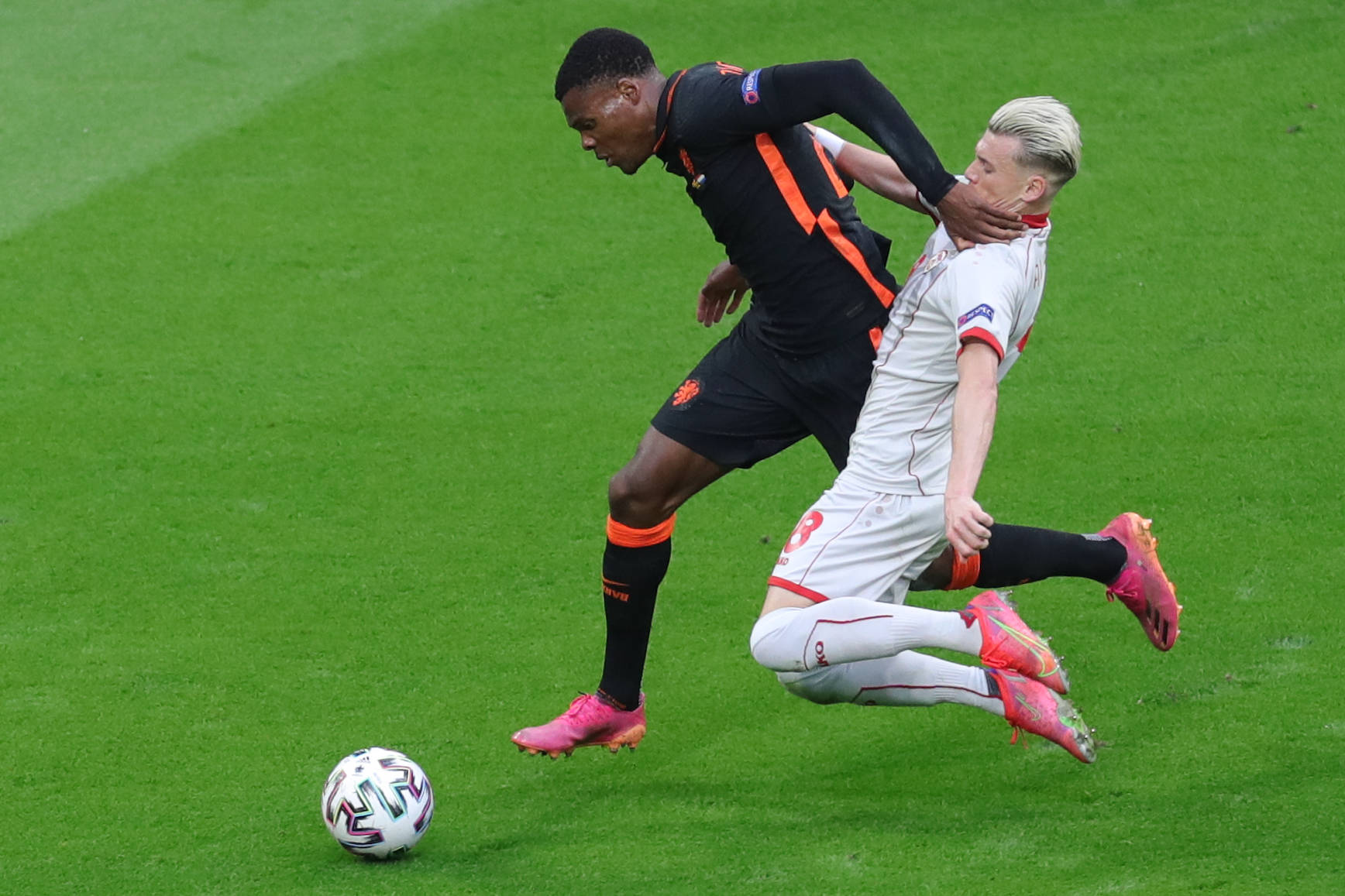 包含足球球员突破自我,表现堪称完美的词条 包含足球球员突破自我,表现堪称完美的词条