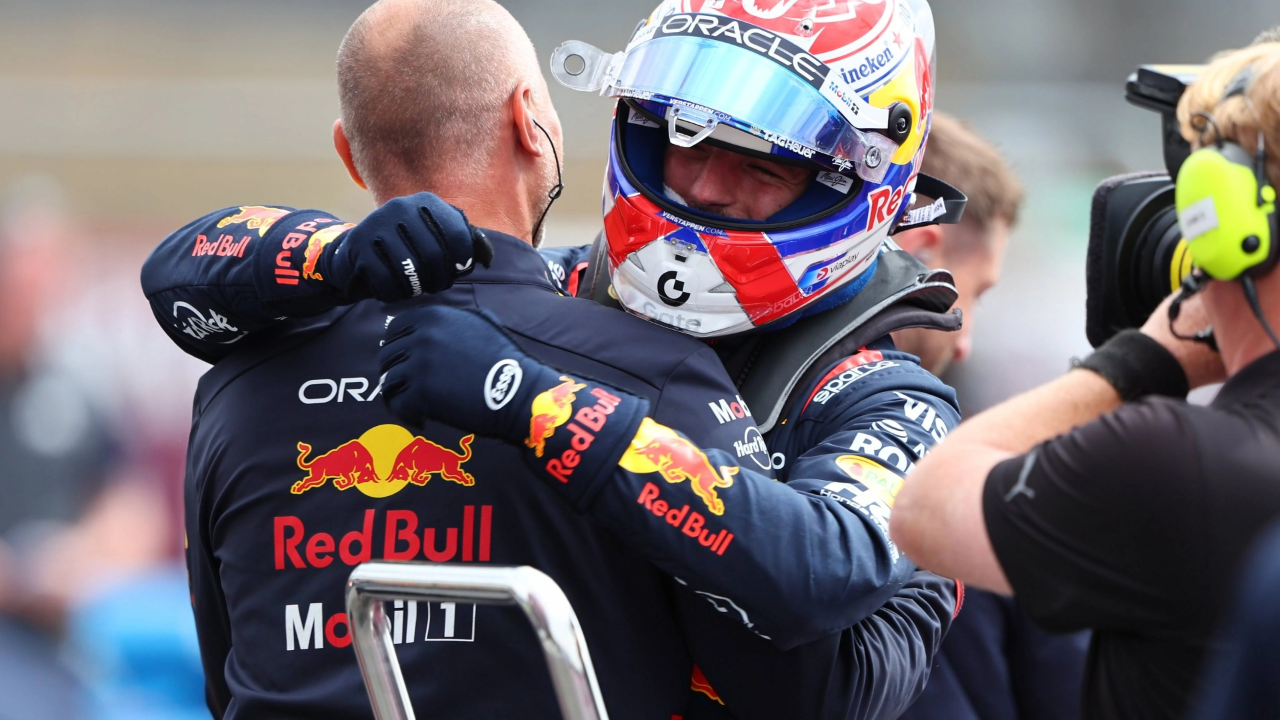 哈斯车队轻取威廉姆斯,维斯塔潘点燃赛场 哈斯车队轻取威廉姆斯,维斯塔潘点燃赛场