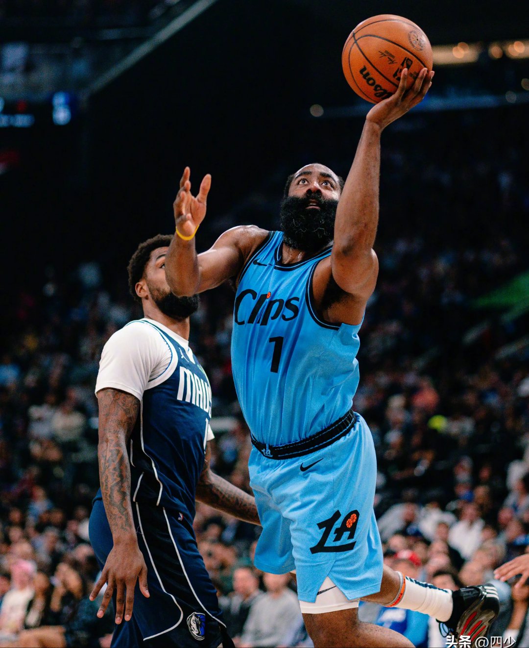 鹈鹕逆转马刺,哈登带队取胜 鹈鹕逆转马刺,哈登带队取胜