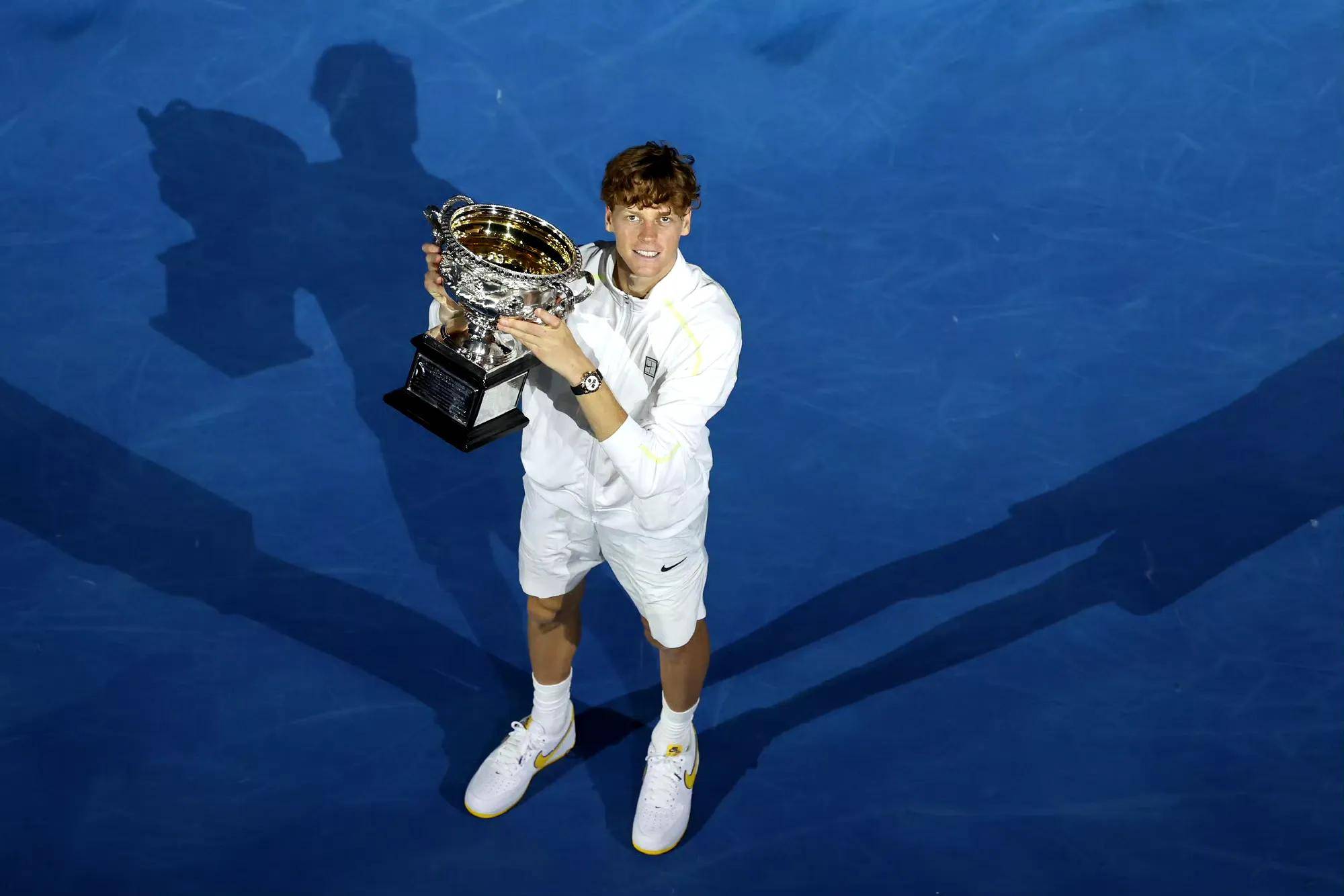 拉沃尔杯险胜澳网,兹维列夫带队取胜 拉沃尔杯险胜澳网,兹维列夫带队取胜