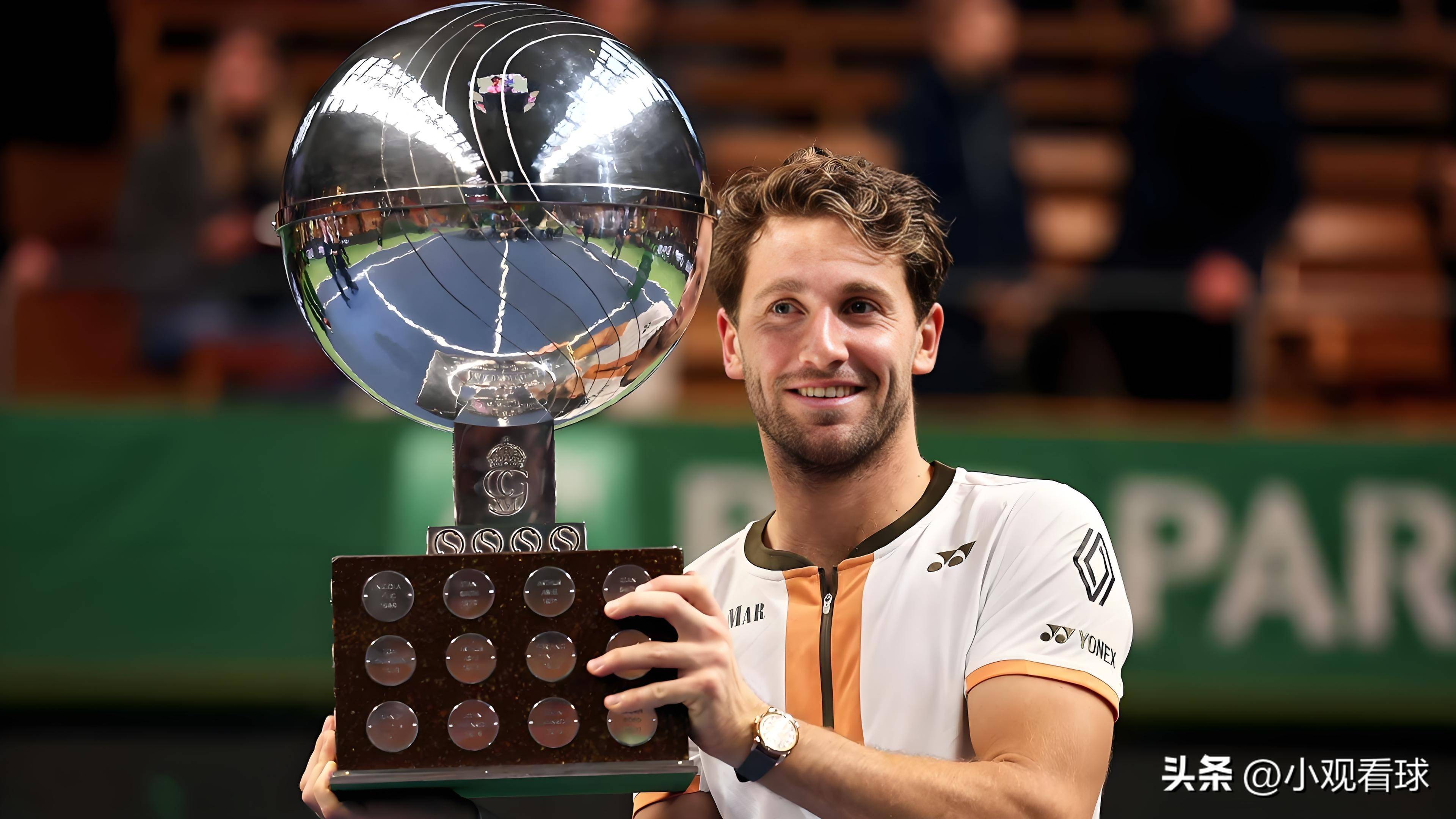 年终总决赛翻盘蒙特卡洛大师赛,德约科维奇高光表现 年终总决赛翻盘蒙特卡洛大师赛,德约科维奇高光表现