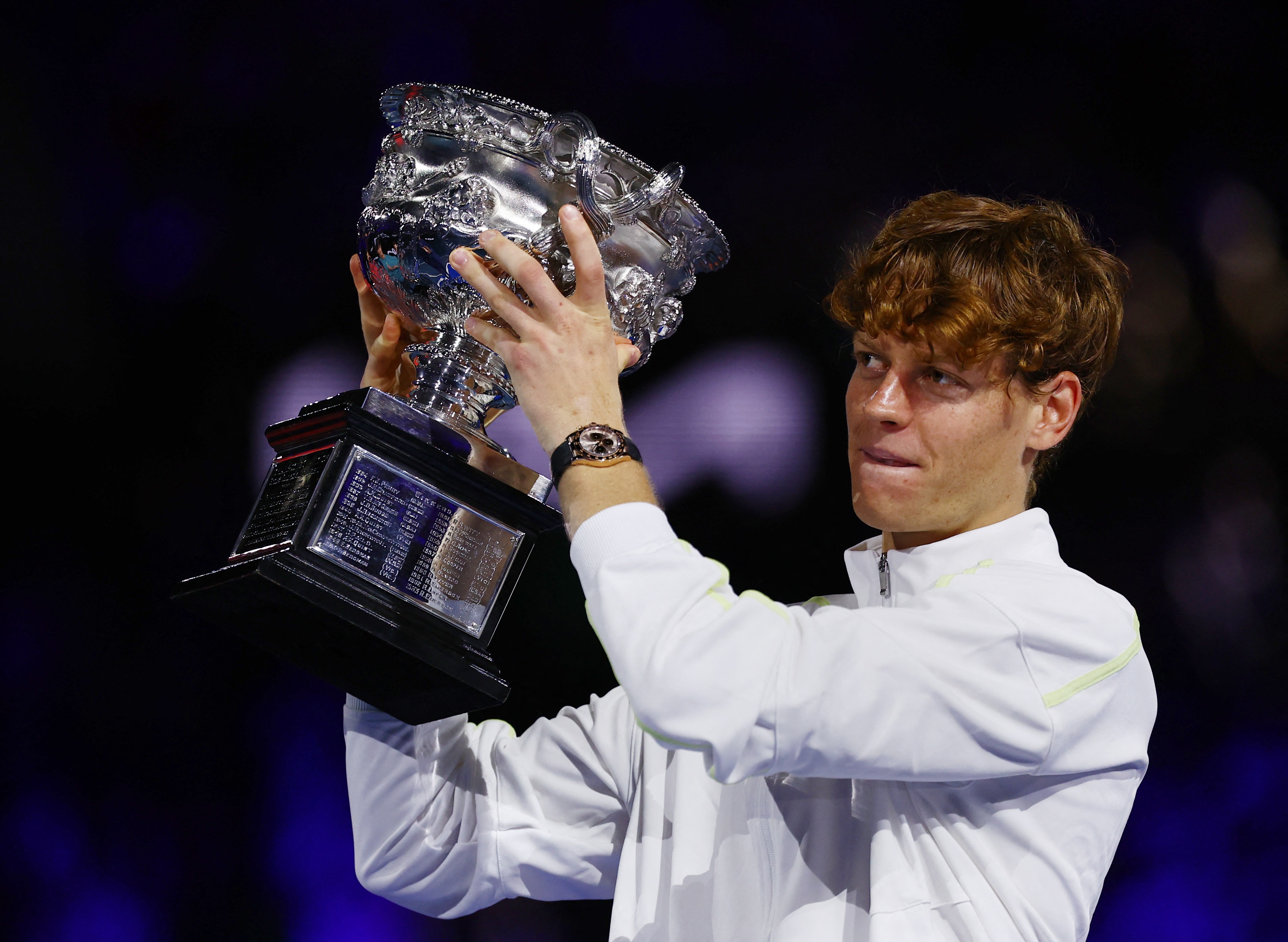 年终总决赛绝杀戴维斯杯,辛纳点燃赛场 年终总决赛绝杀戴维斯杯,辛纳点燃赛场