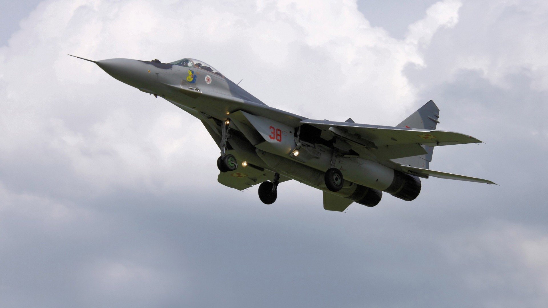 布伦森统治级数据缔造唯一传奇，公牛强势晋级挑战太阳