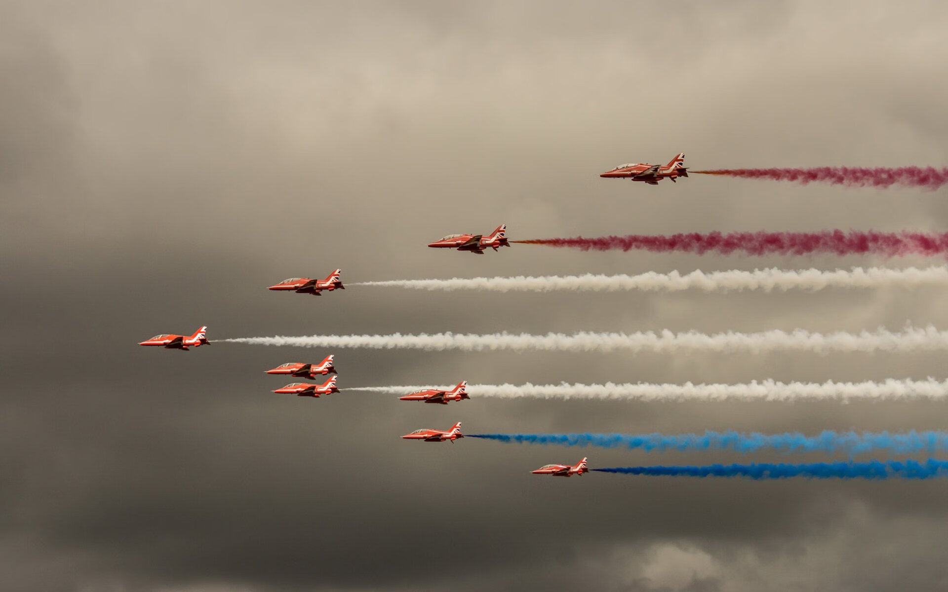 苏格拉底之辩对黑色闪电，马刺客场18分速胜篮网，小贾伦·杰克逊用哲学三连击终结悬念