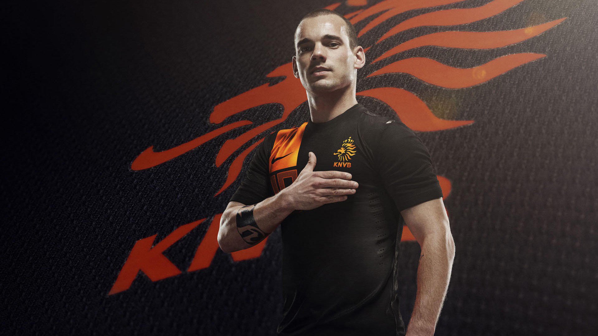 意甲焦点战之夜,北欧惊雷撕裂蓝黑铁幕,哈兰德胜负手破解战术魔方