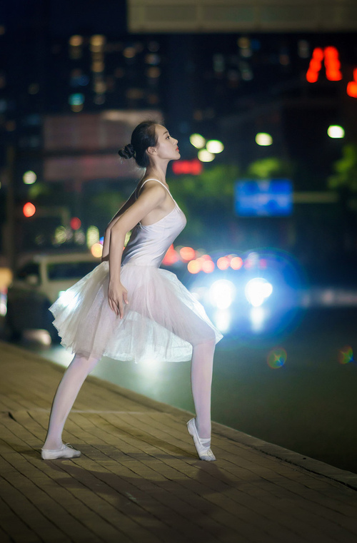 48分血战！米切尔打破美国队史纪录之夜，一战封存2026世界杯传奇