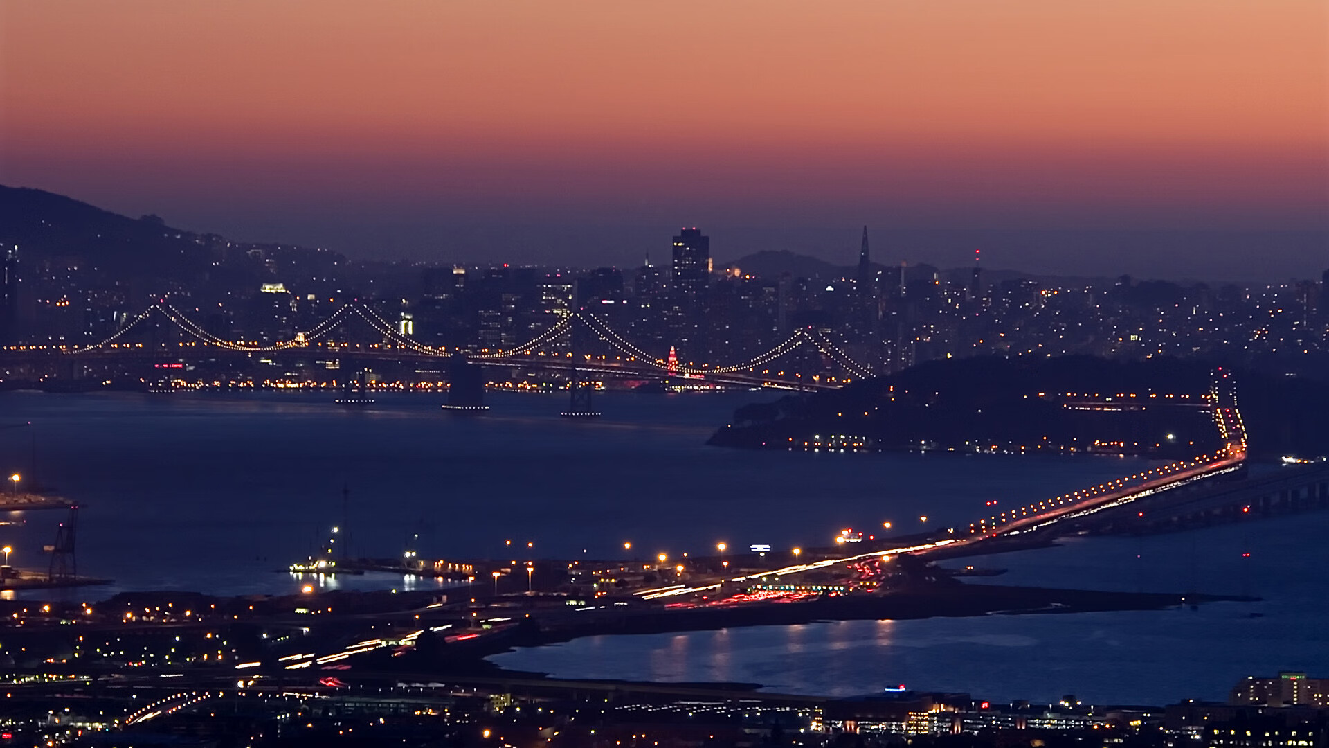 齿轮的咬合，楚阿梅尼如何在拜仁与雷恩的战术迷宫中连续叩关