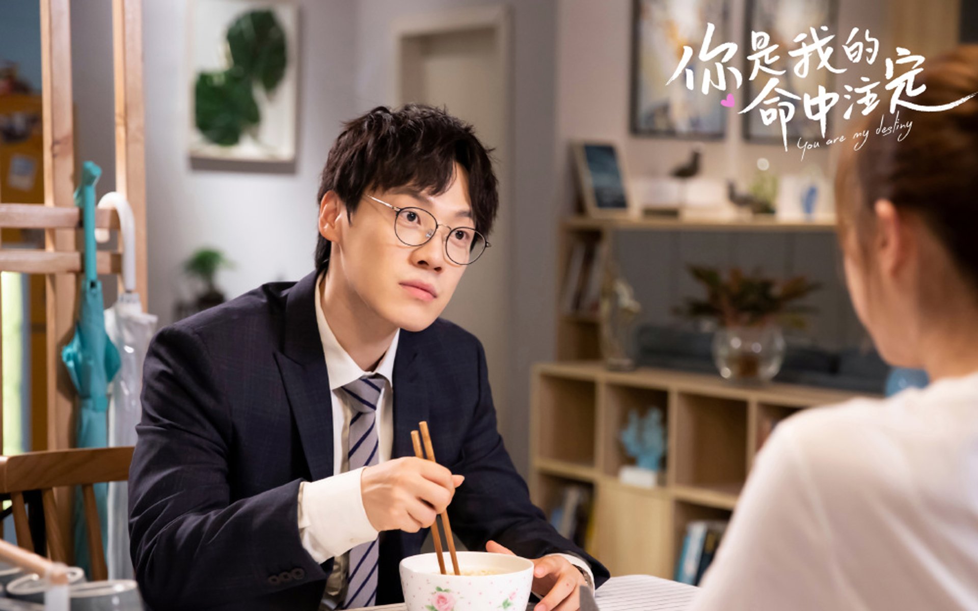 东方巨龙咆哮!上海队窒息式防守让魔术熄火,拉文单兵锁死核心