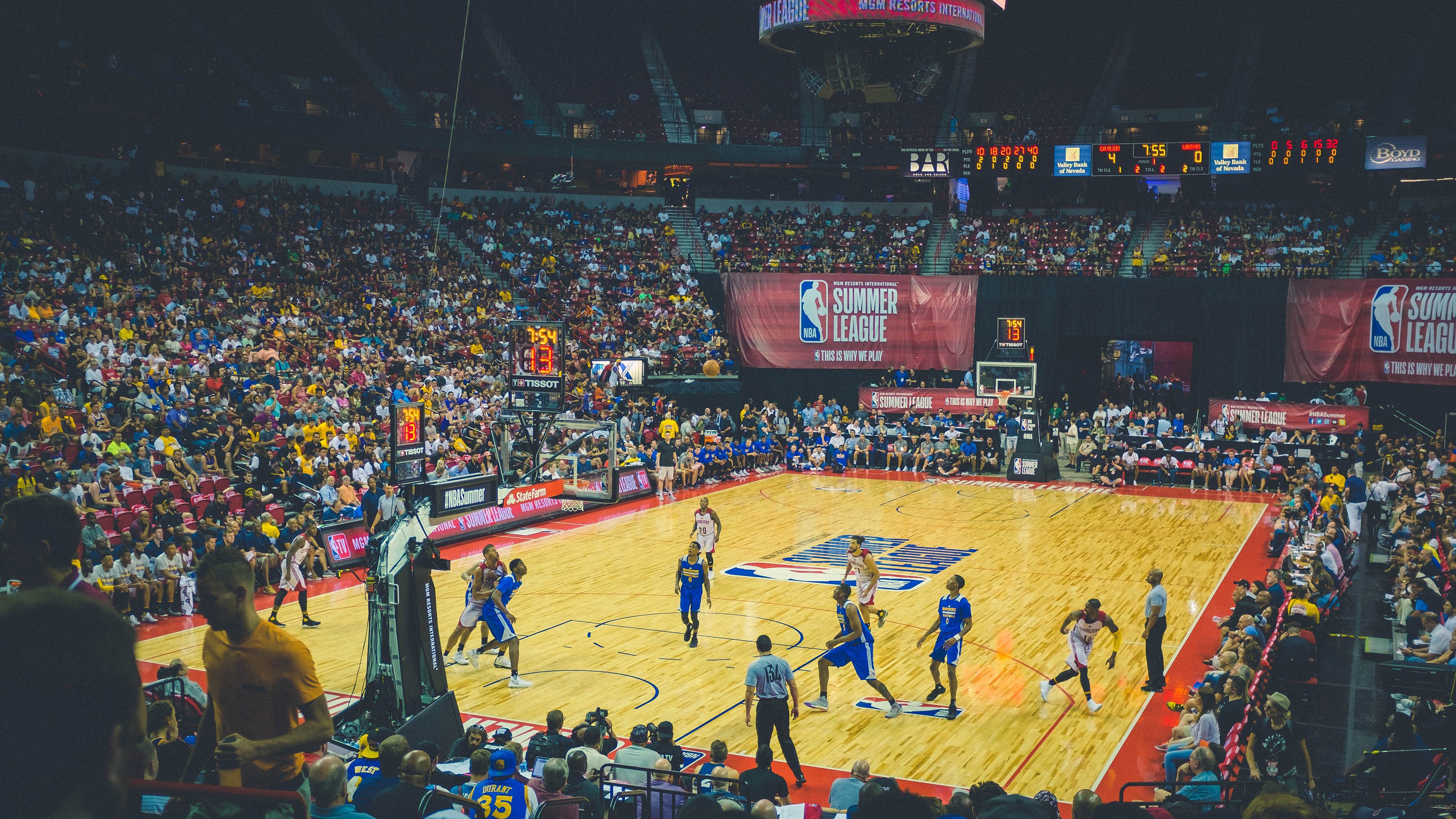 2026世界杯焦点战，新王登基的钢铁试炼