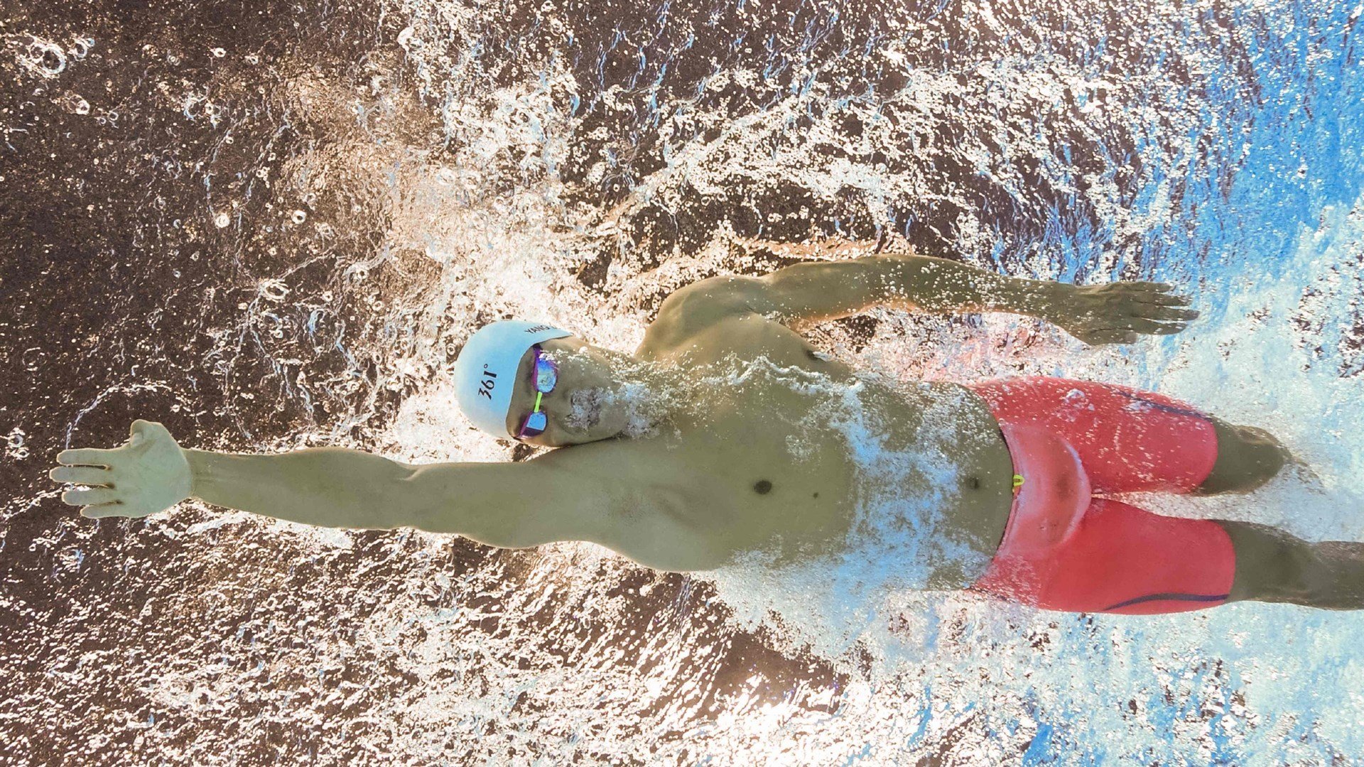 保罗的钥匙，当雄鹿在跨洋对决中解锁深圳队的防守