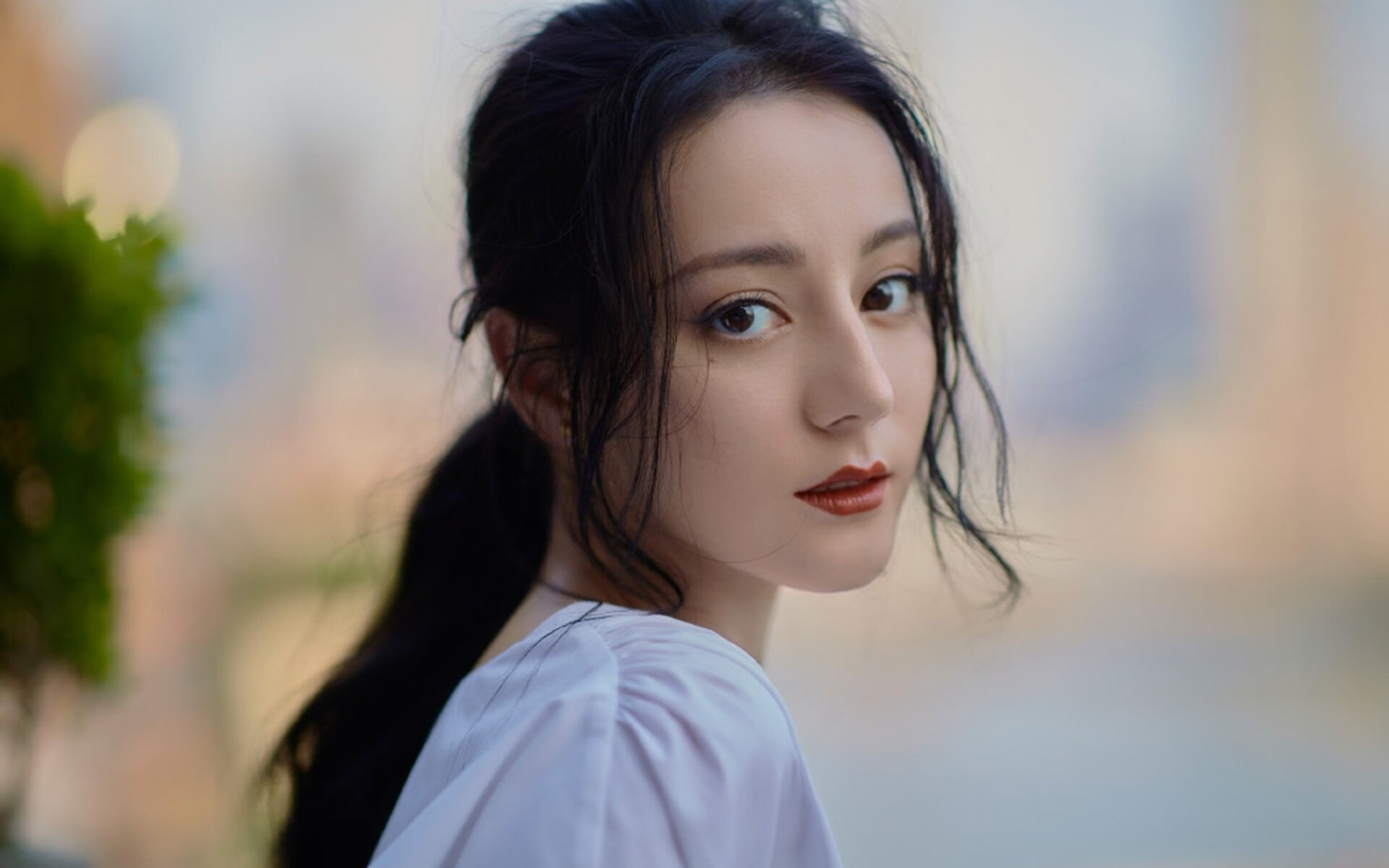 双面艺术家，格列兹曼在感官迷宫的哲学性掌控