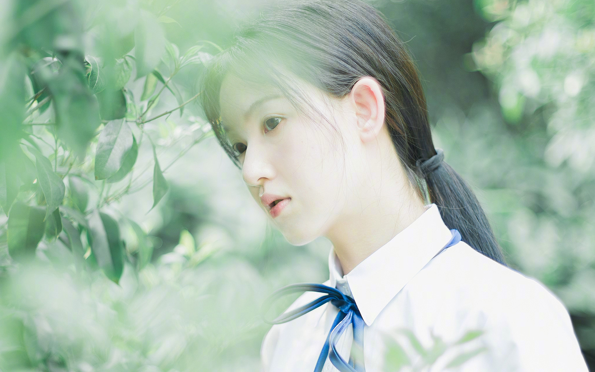 铁闸镇红军！富安健洋三度冻结萨拉赫导演比利时狂胜